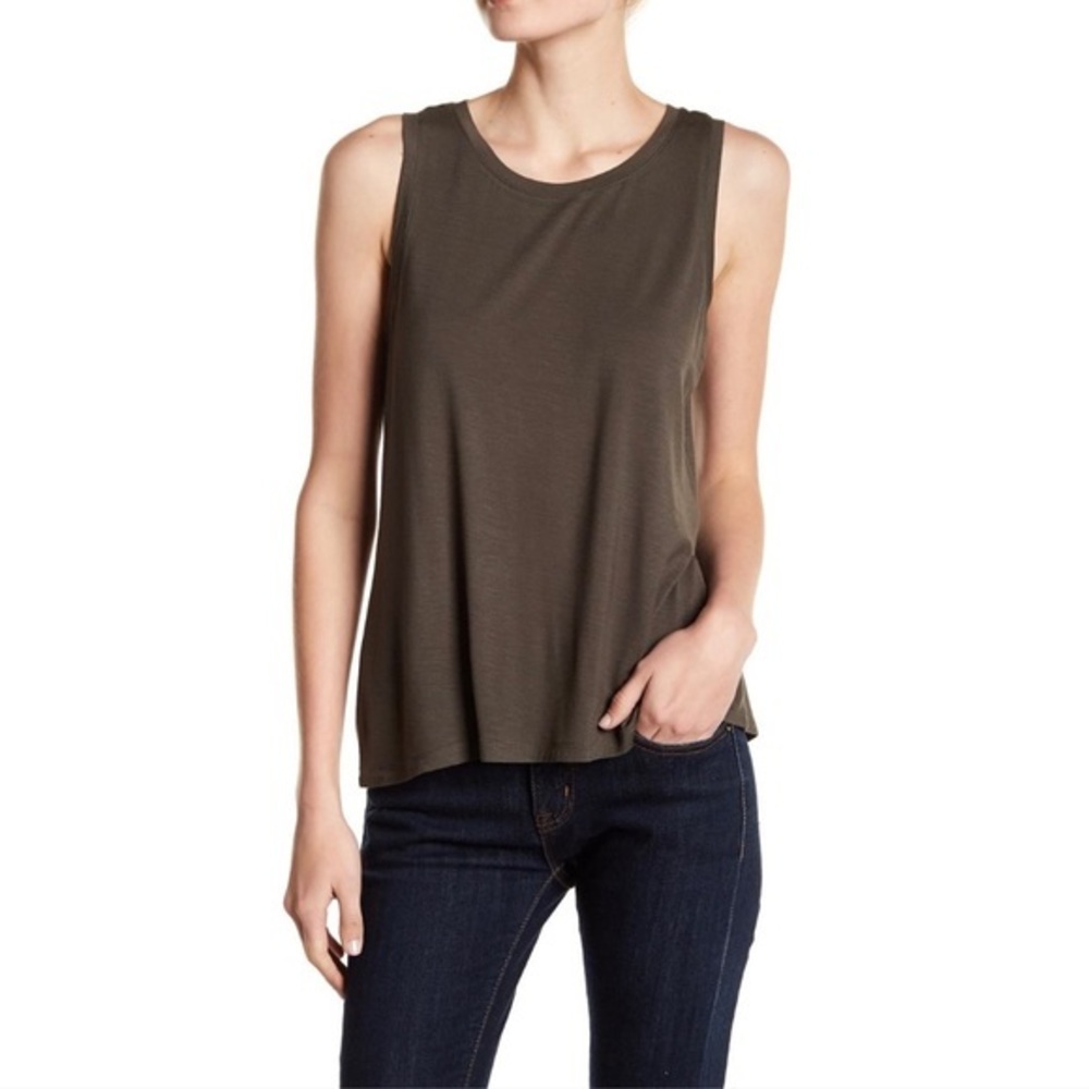 Halogen Keyhole Back Tank Top
